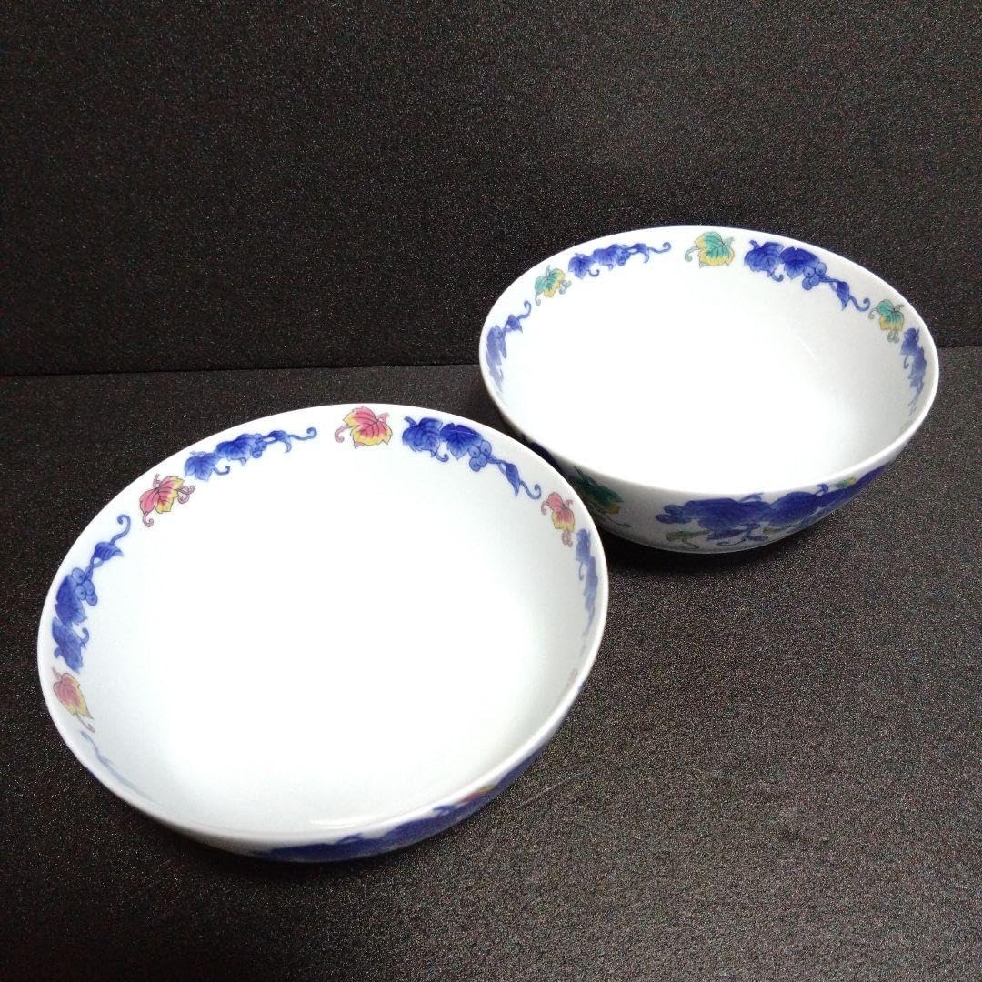 新品未使用　有田焼　幸楽窯浅麺鉢2個　レンゲ付　お花見　新生活　節句　葡萄絵柄 有田焼 幸楽窯浅麺鉢2個 レンゲ付 お花見 新生活 節句